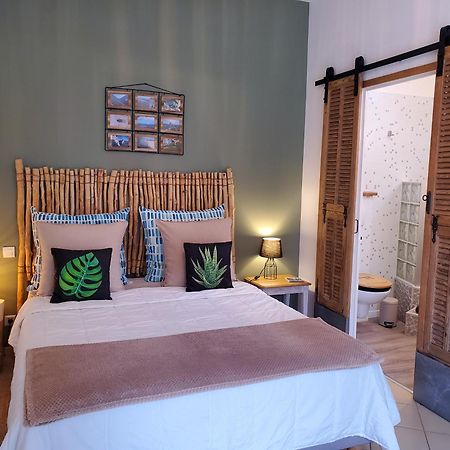 La Fontaine Au Loup Hotel Saint-Maurice-sur-Eygues Екстериор снимка
