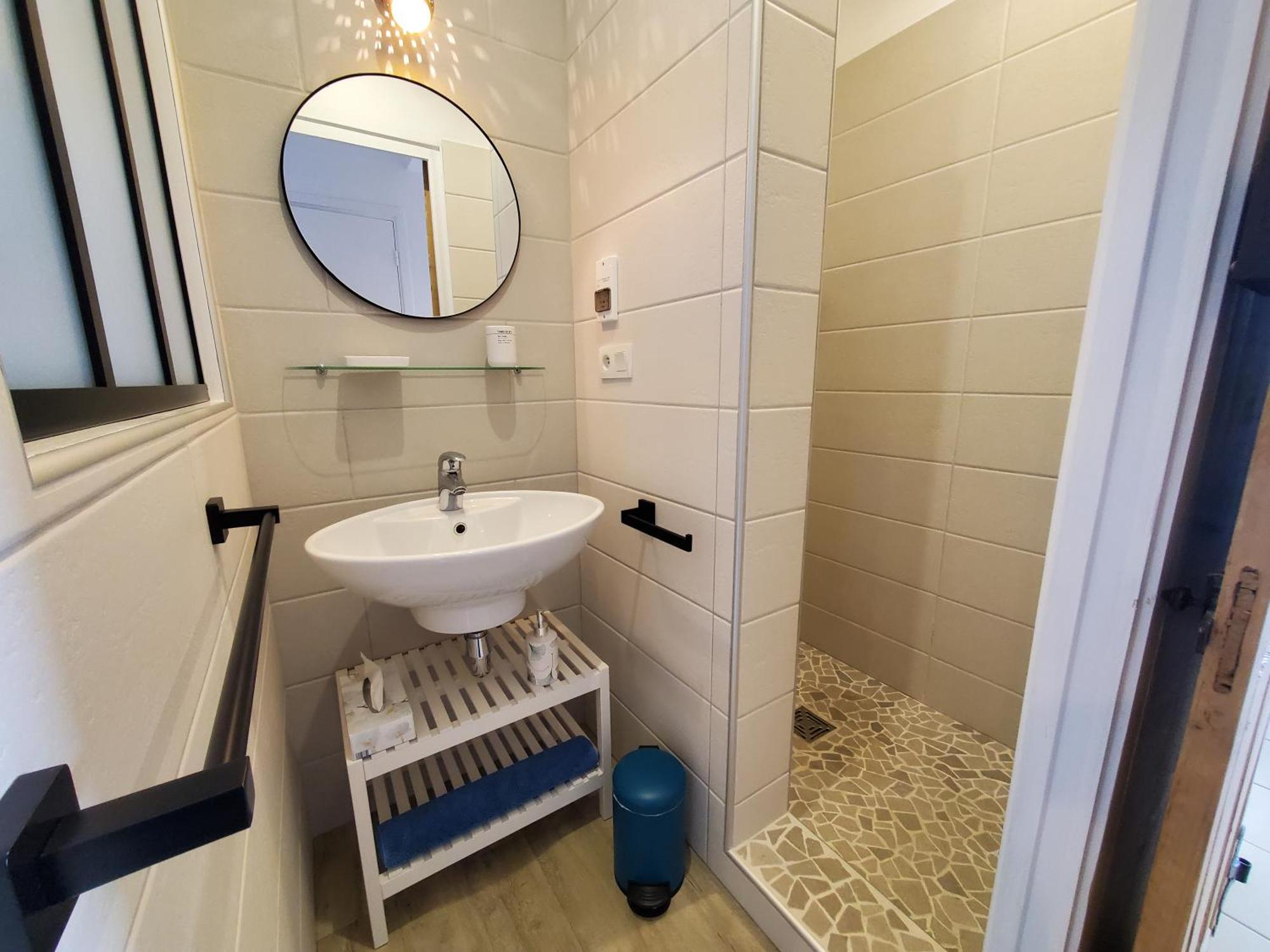 La Fontaine Au Loup Hotel Saint-Maurice-sur-Eygues Екстериор снимка