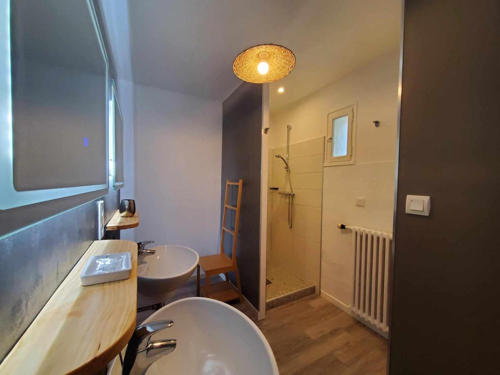 La Fontaine Au Loup Hotel Saint-Maurice-sur-Eygues Екстериор снимка